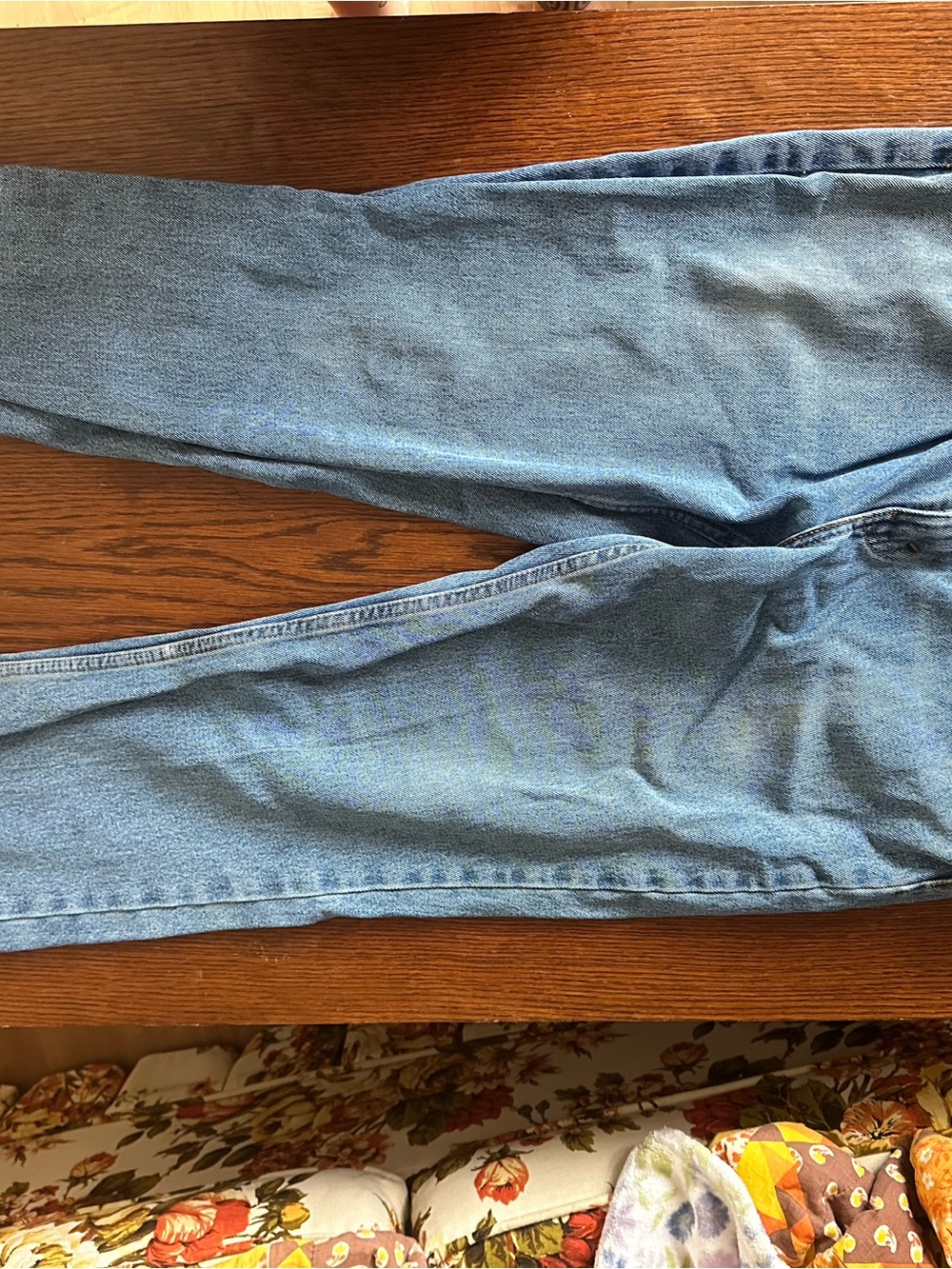 Levi's Men's Light Blue Relaxed Jeans